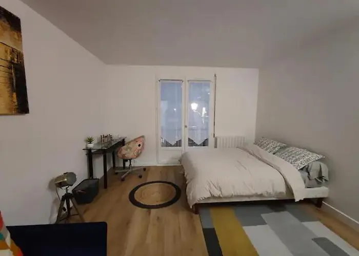 Apartment Charmant Studio Roissy-en-France