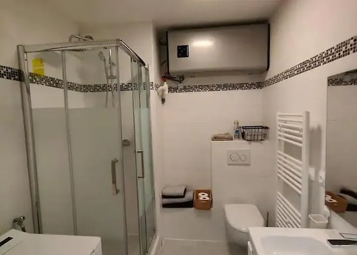 Apartment Charmant Studio